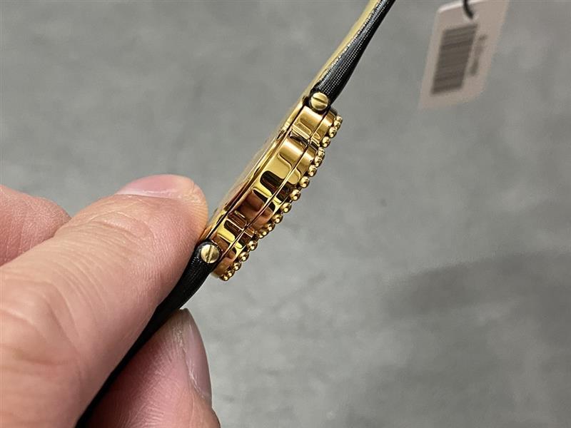 202457164913480 1000